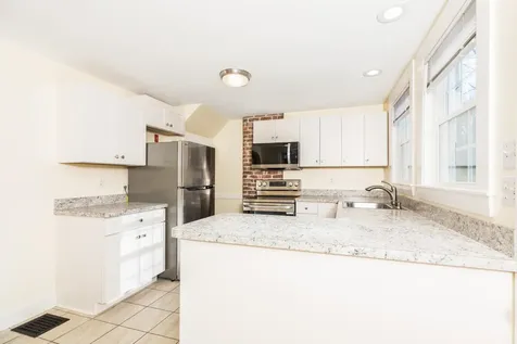 79 Porpoise Way Portsmouth NH 03801