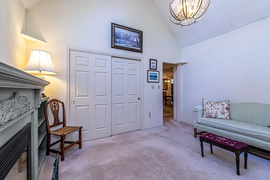 21 Long Hill Road Peterborough NH 03458