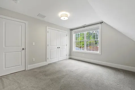 18 Sawtelle Road Brookline NH 03033