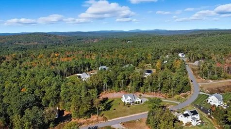 18 Sawtelle Road Brookline NH 03033