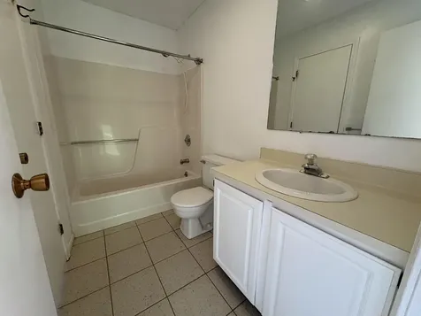 L4 Stonehedge Drive South Burlington VT 05403