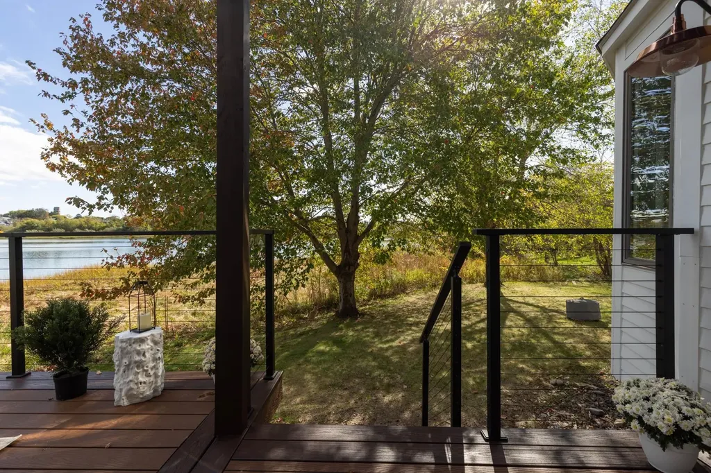 12 Ruth Street Portsmouth NH 03801