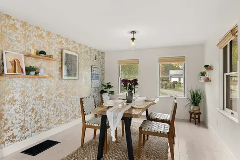 12 Ruth Street Portsmouth NH 03801