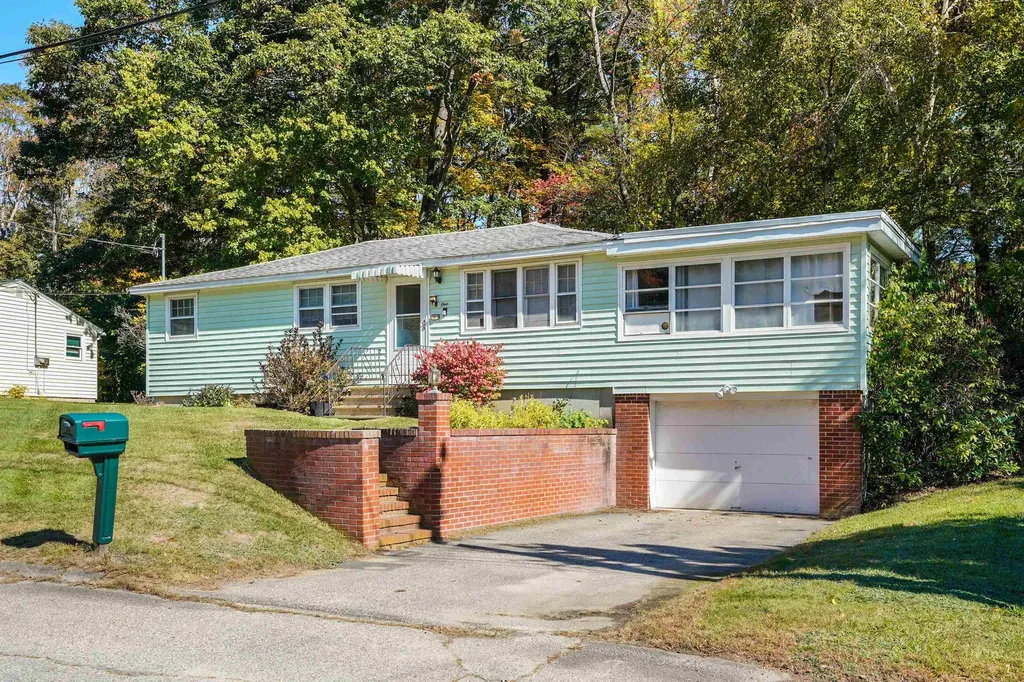 1 Prospect Court Dover NH 03820