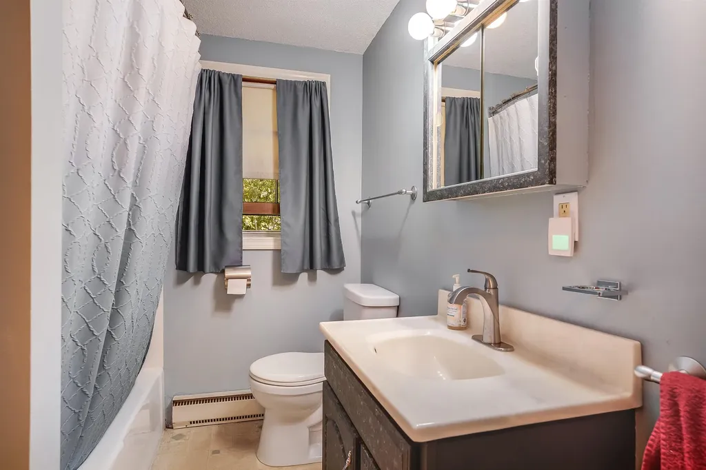 1 Prospect Court Dover NH 03820