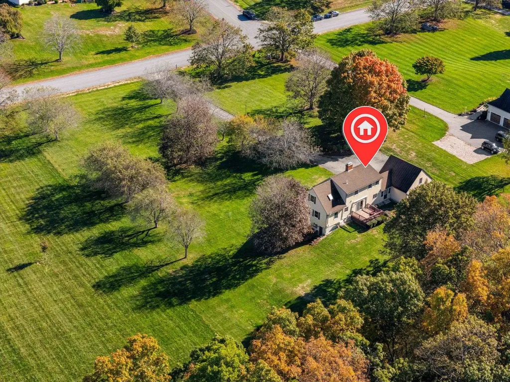 5 Pheasant Run Kingston NH 03848