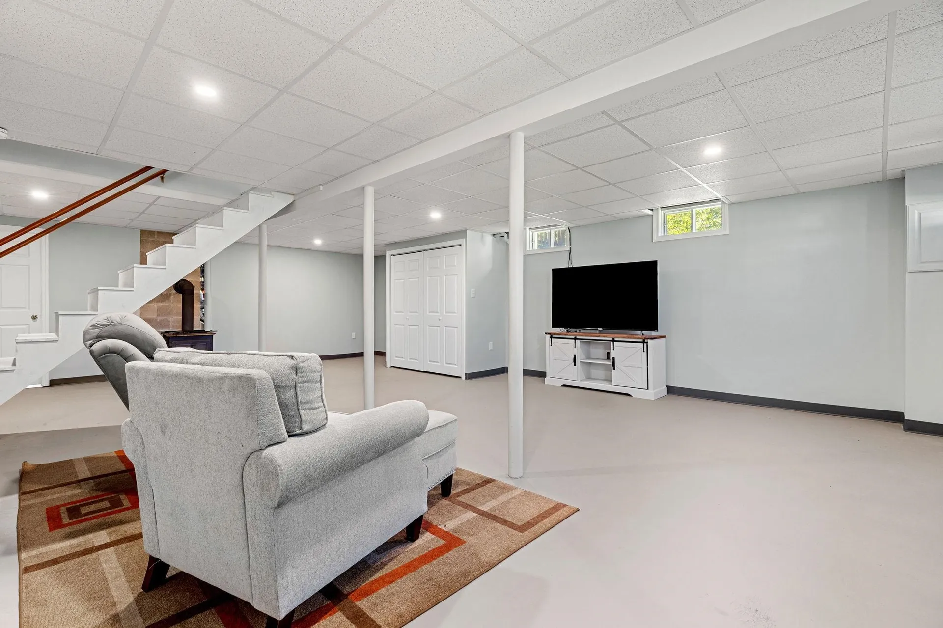 5 Pheasant Run Kingston NH 03848