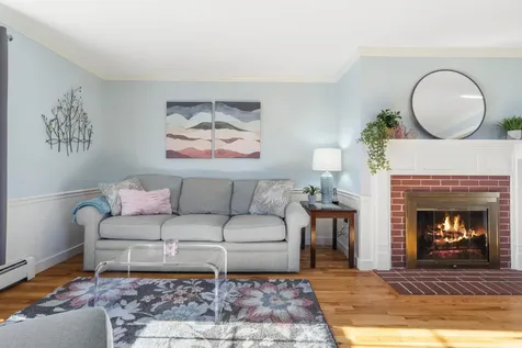 5 Pheasant Run Kingston NH 03848