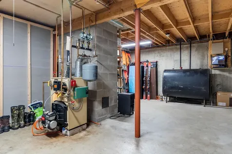 5 Pheasant Run Kingston NH 03848