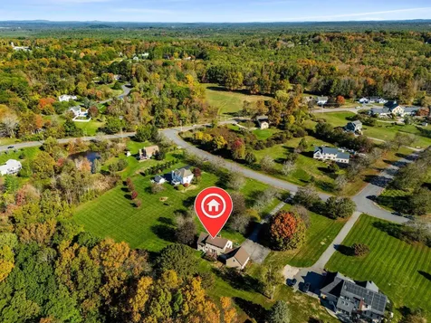 5 Pheasant Run Kingston NH 03848