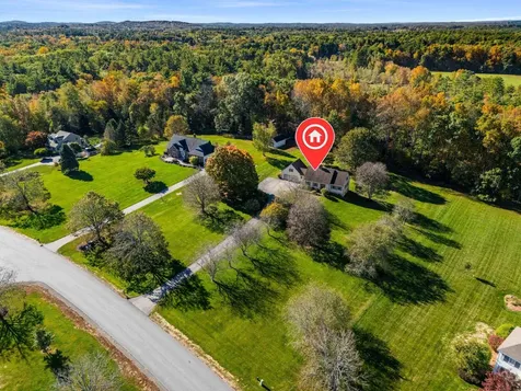 5 Pheasant Run Kingston NH 03848