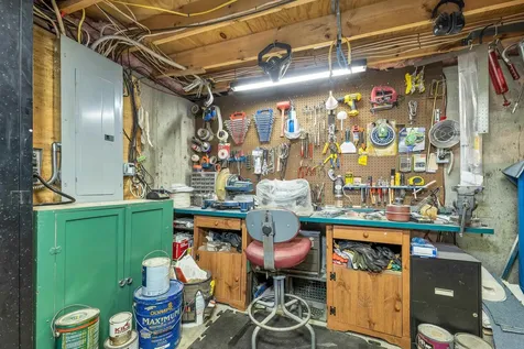 3 Saddlepath Road Raymond NH 03077