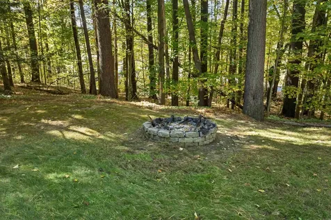 3 Saddlepath Road Raymond NH 03077