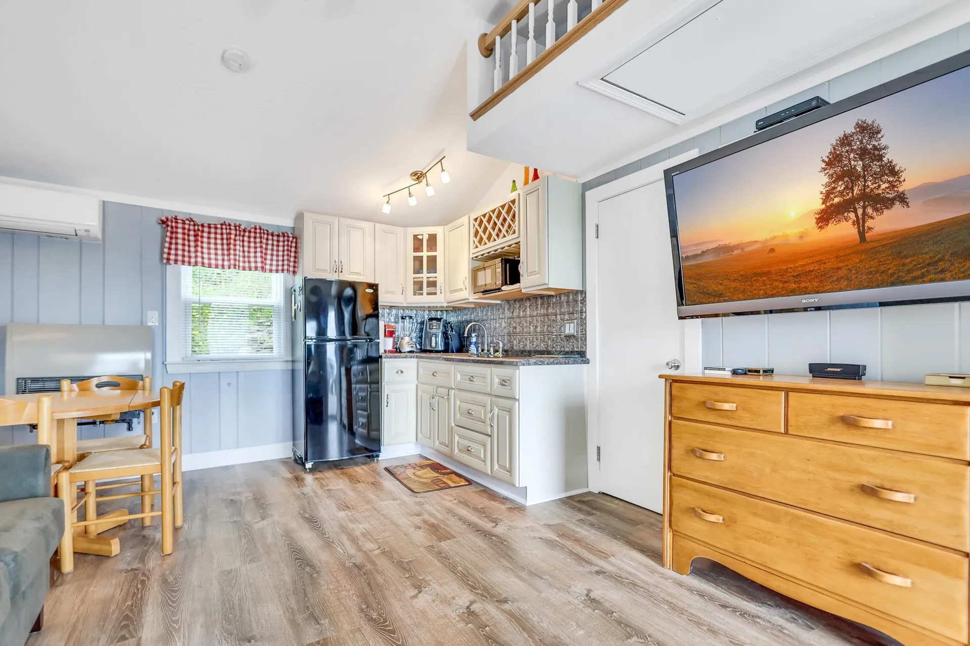 522 Ocean Boulevard Hampton NH 03842-3641