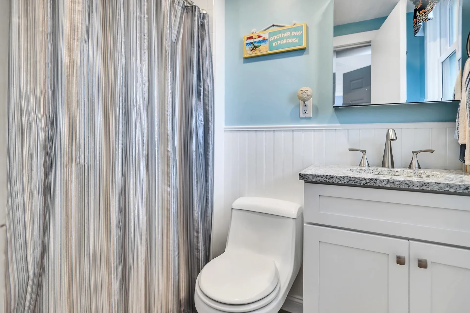 522 Ocean Boulevard Hampton NH 03842-3641