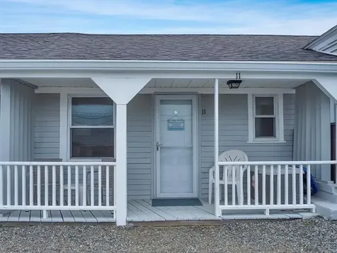 522 Ocean Boulevard Hampton NH 03842-3641