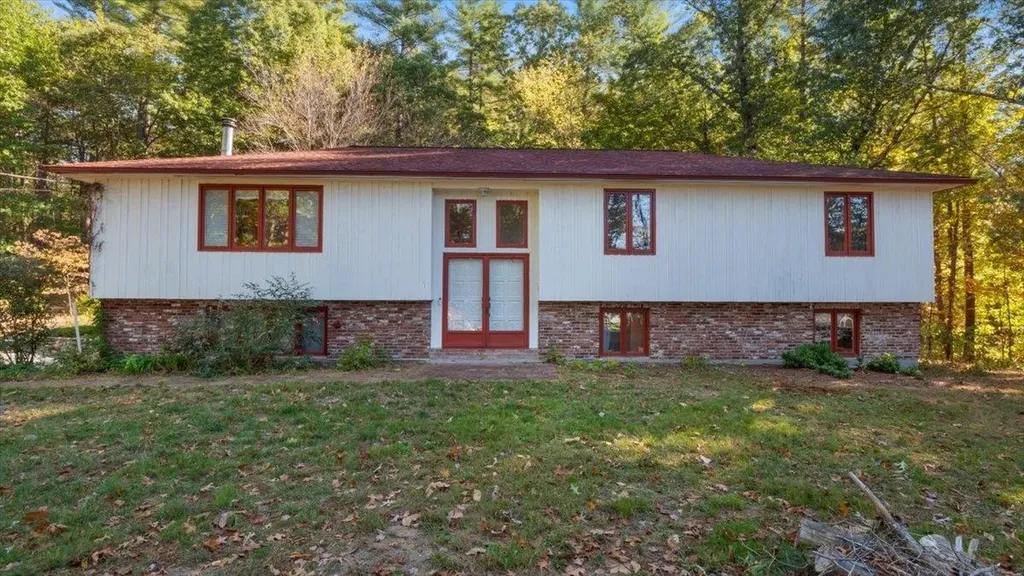 15 Seaverns Bridge Road Merrimack NH 03054-4503