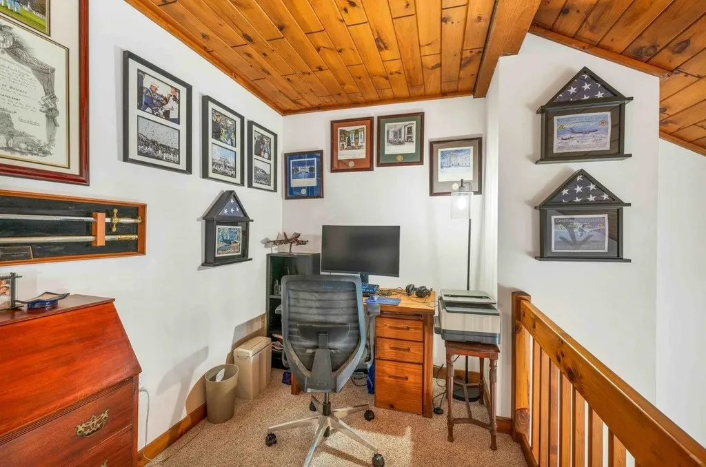 1 Barbers Pole Road Tuftonboro NH 03853