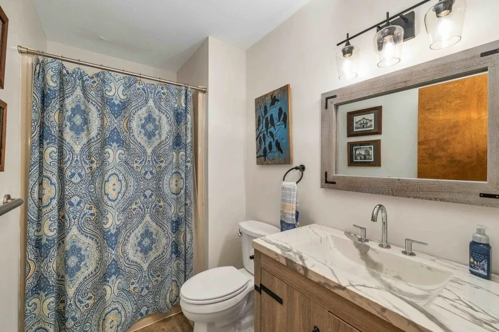 1 Barbers Pole Road Tuftonboro NH 03853