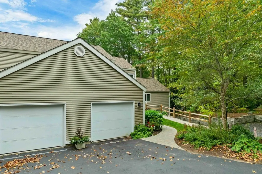 1 Barbers Pole Road Tuftonboro NH 03853