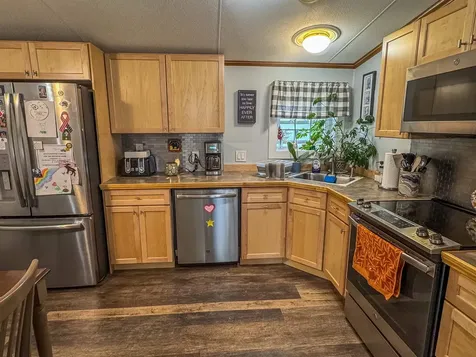 68 Brookview Road Swanzey NH 03446