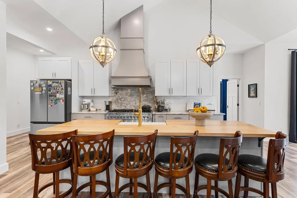 123 Oxbow Lane Conway NH 03818