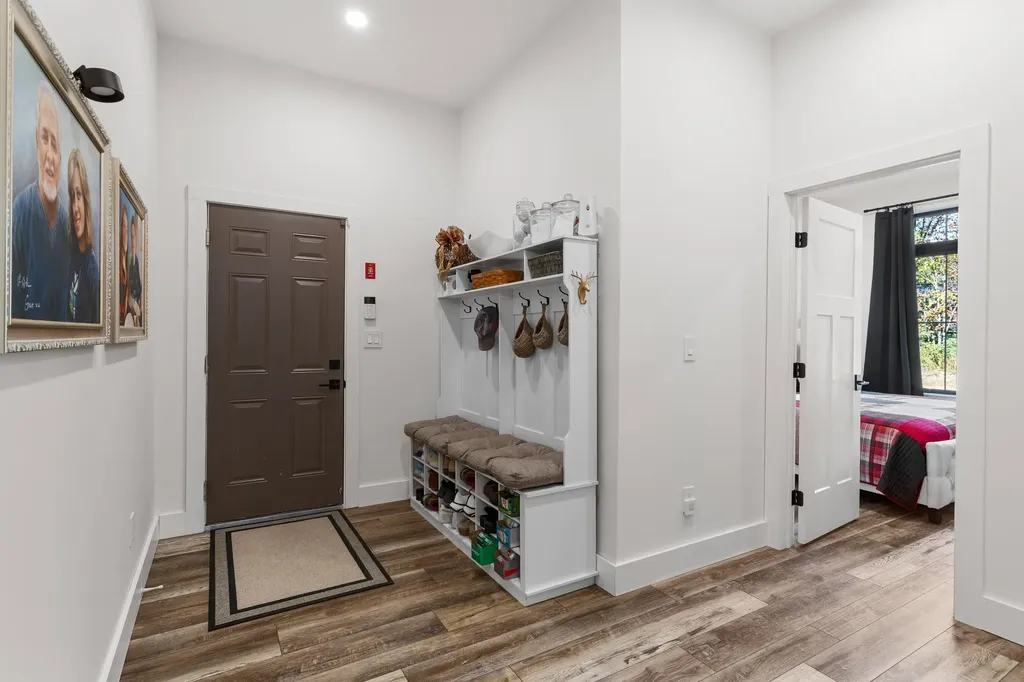 123 Oxbow Lane Conway NH 03818