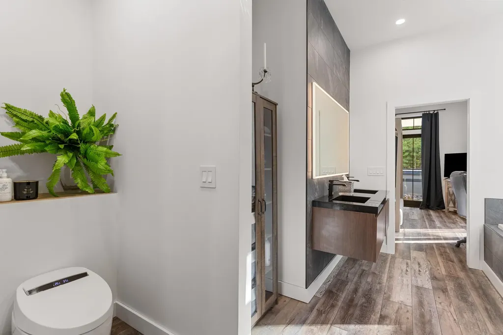 123 Oxbow Lane Conway NH 03818