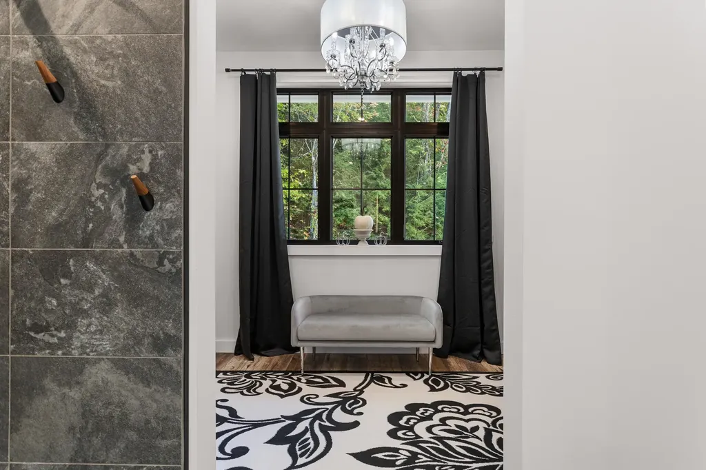 123 Oxbow Lane Conway NH 03818