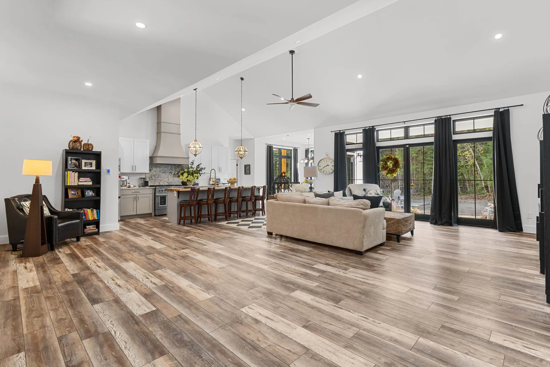 123 Oxbow Lane Conway NH 03818