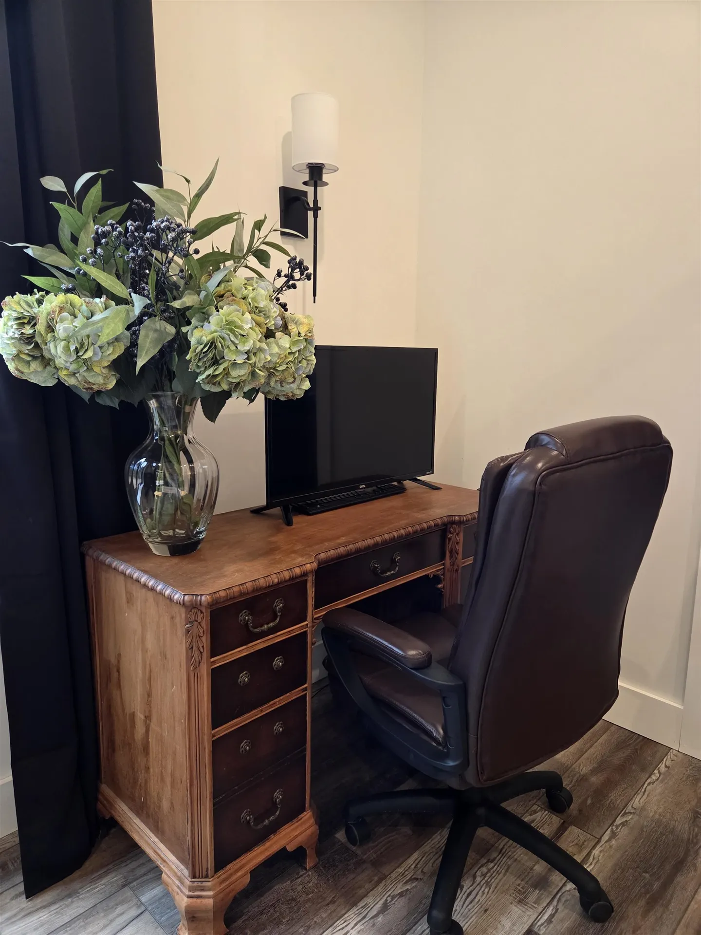 123 Oxbow Lane Conway NH 03818