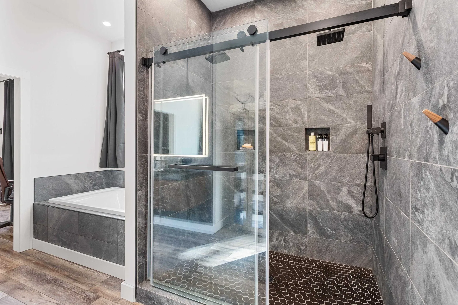 123 Oxbow Lane Conway NH 03818