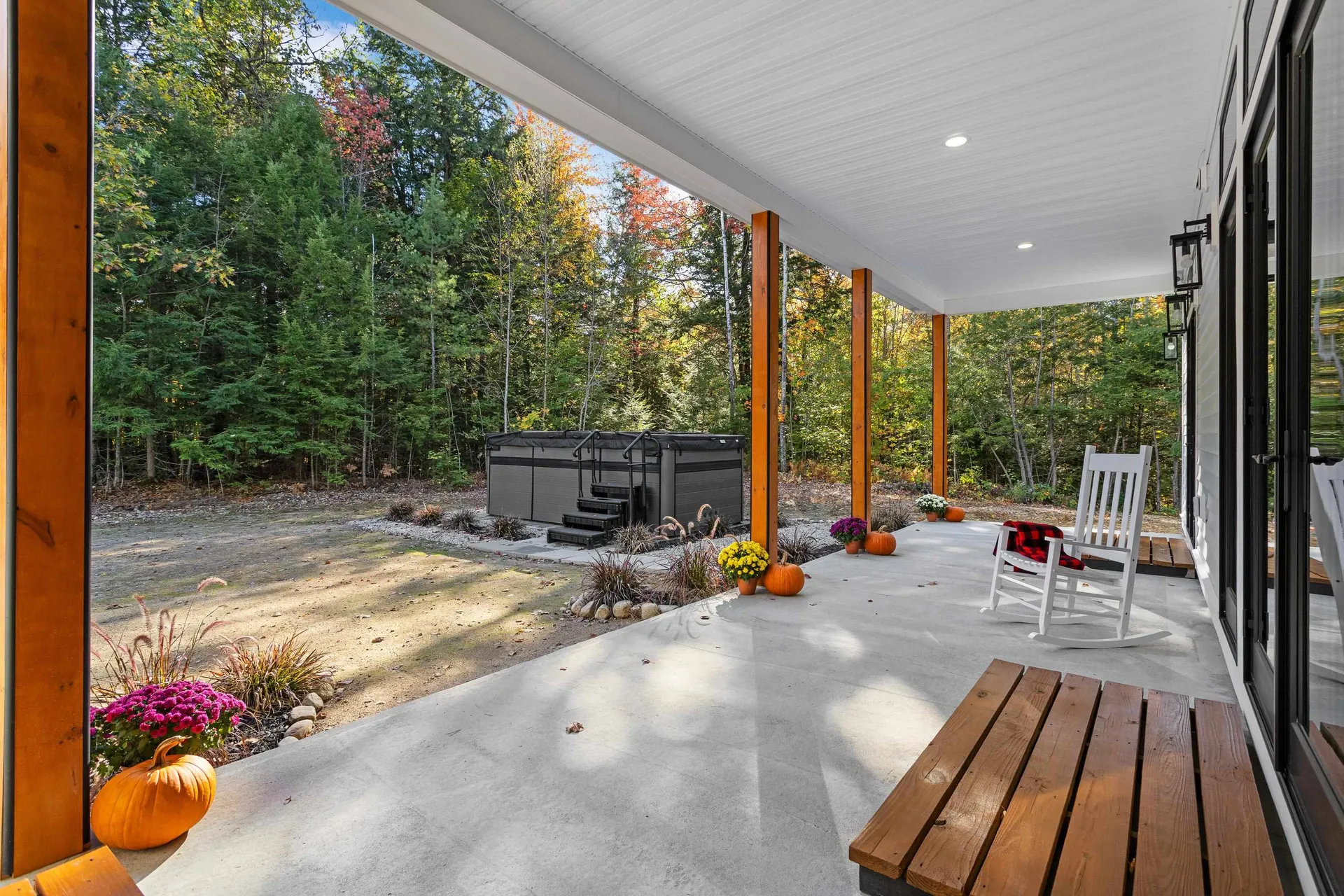 123 Oxbow Lane Conway NH 03818