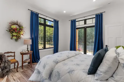 123 Oxbow Lane Conway NH 03818