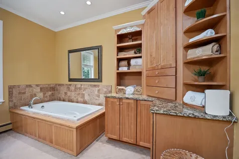 66 Hayes Lane Moultonborough NH 03254