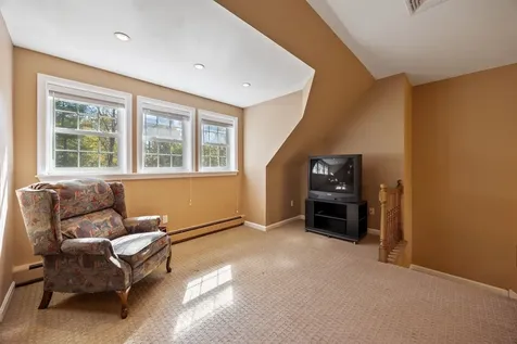 66 Hayes Lane Moultonborough NH 03254