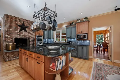 66 Hayes Lane Moultonborough NH 03254