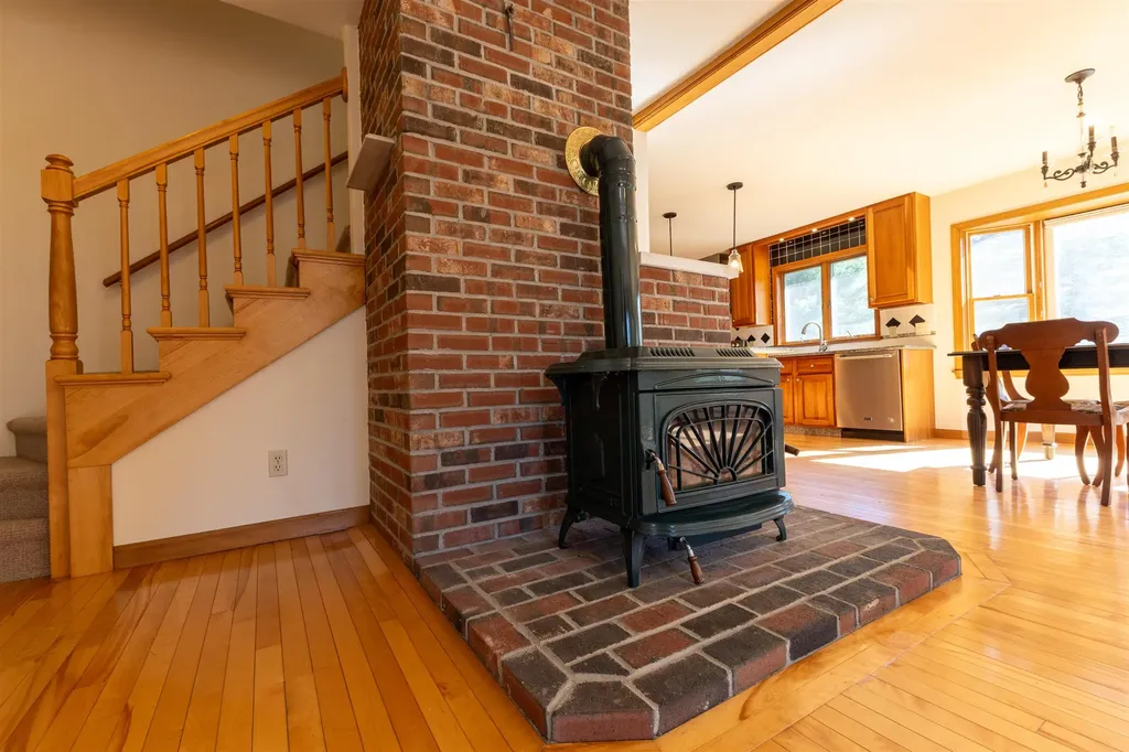 1118 Nh Route 12a Cornish NH 03745