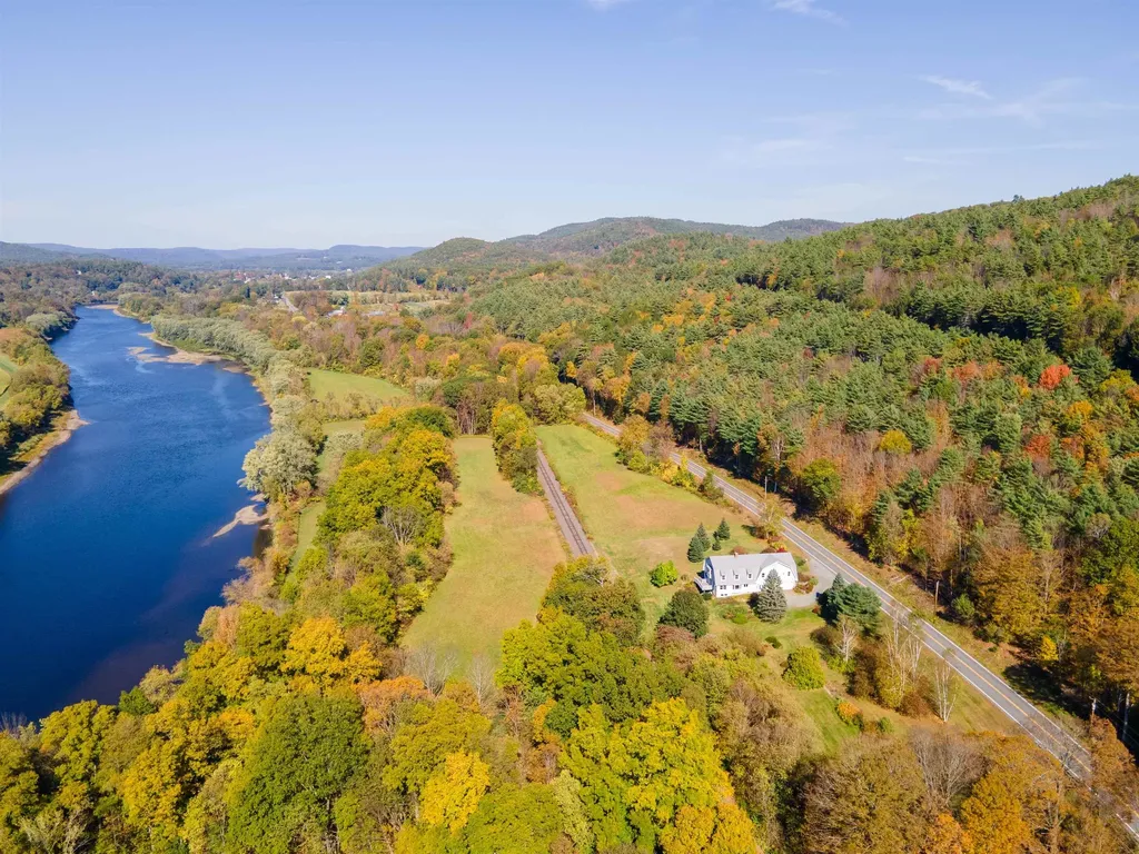 1118 Nh Route 12a Cornish NH 03745
