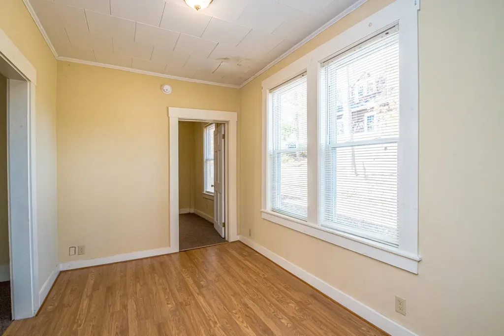 19 Elm Street Whitefield NH 03598