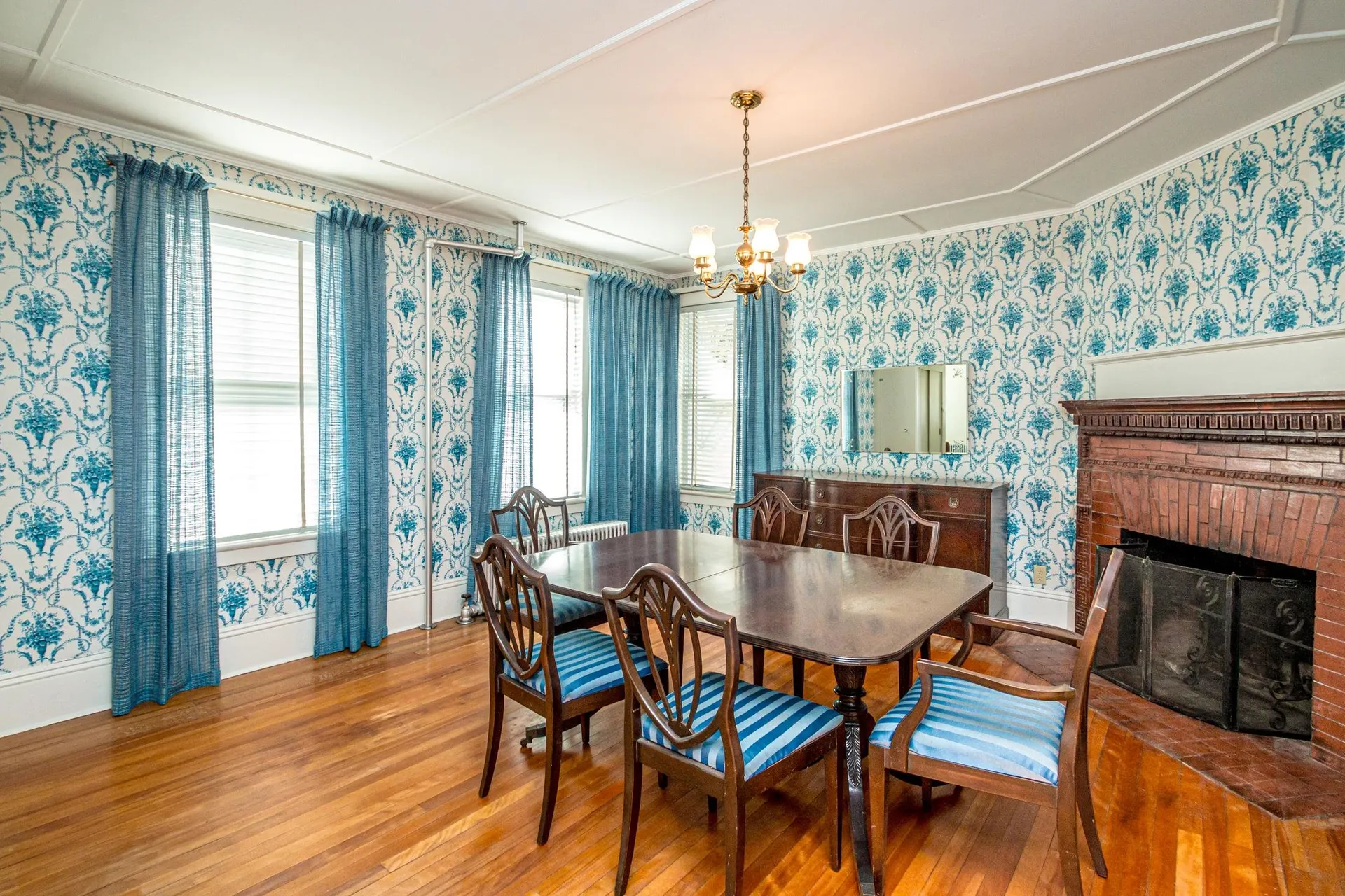 19 Elm Street Whitefield NH 03598