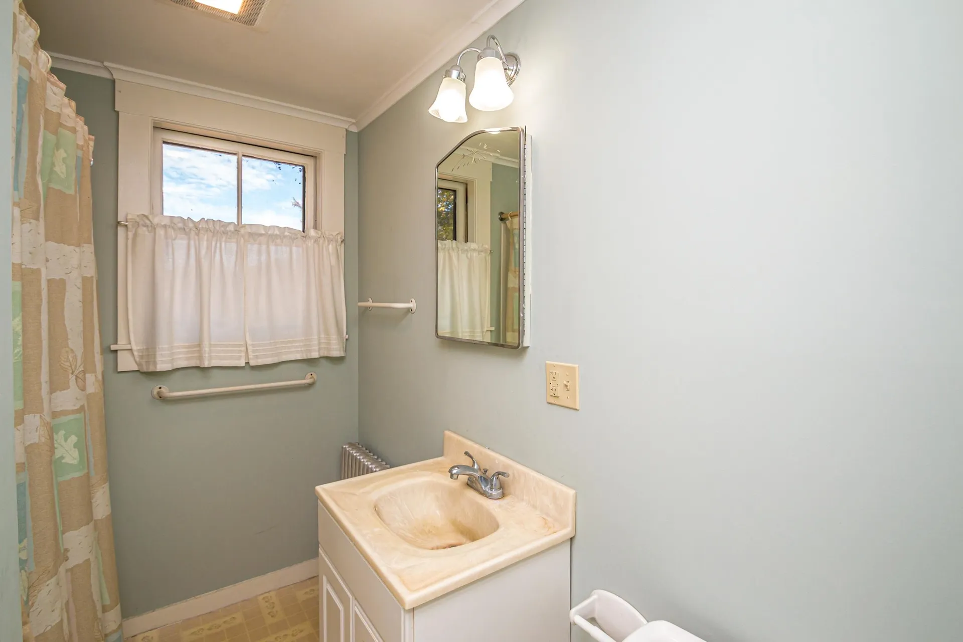 19 Elm Street Whitefield NH 03598