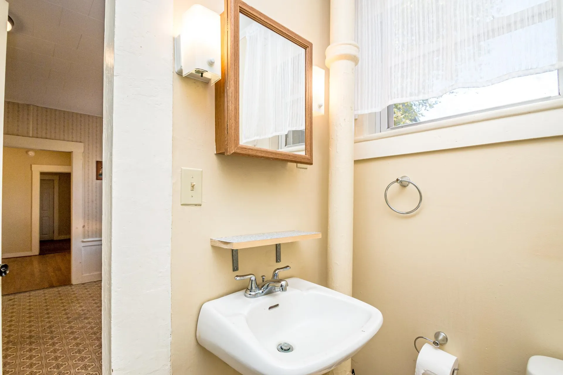 19 Elm Street Whitefield NH 03598