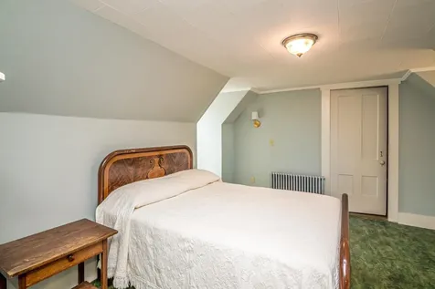 19 Elm Street Whitefield NH 03598