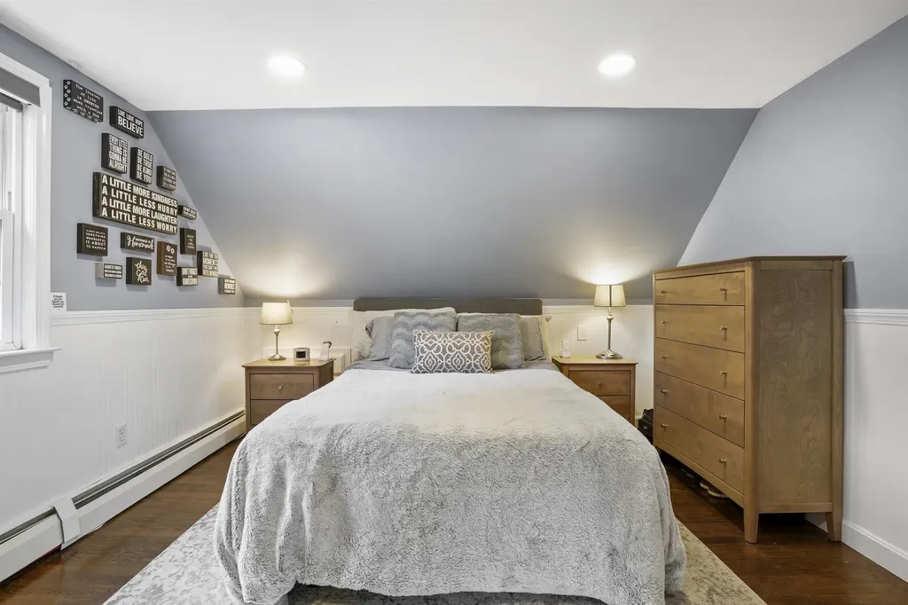 17 Winter Circle Litchfield NH 03052