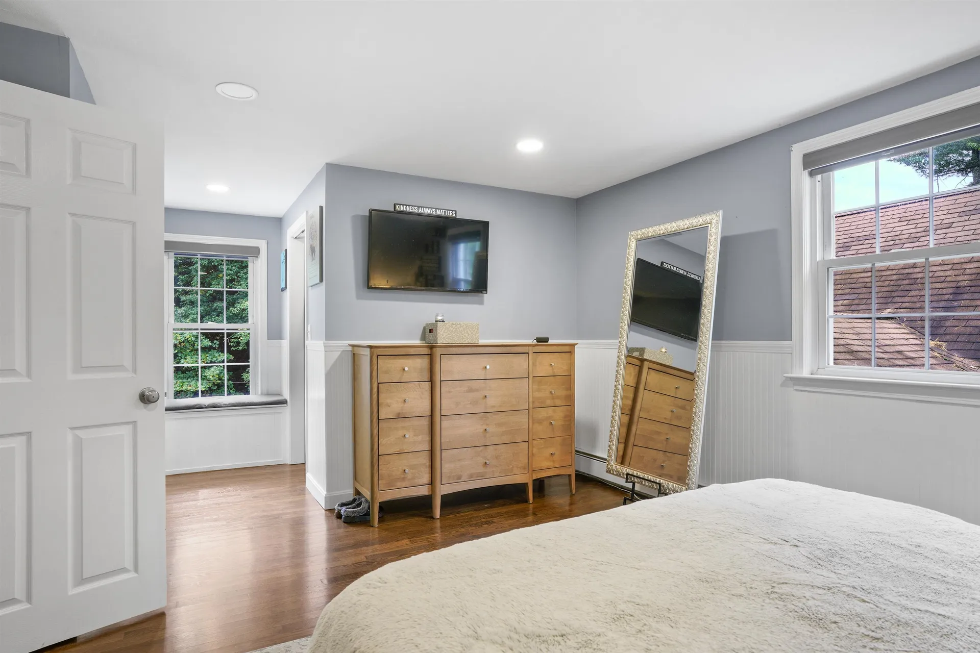 17 Winter Circle Litchfield NH 03052