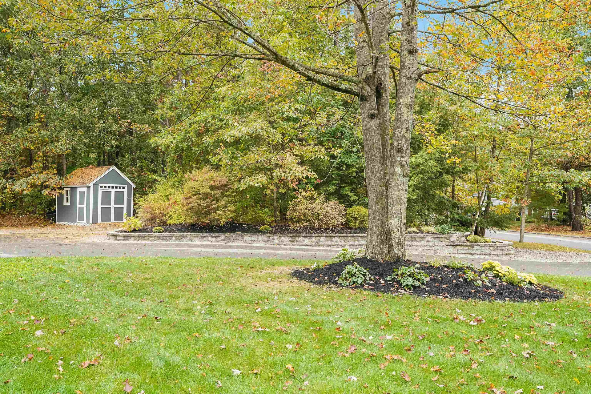 17 Winter Circle Litchfield NH 03052