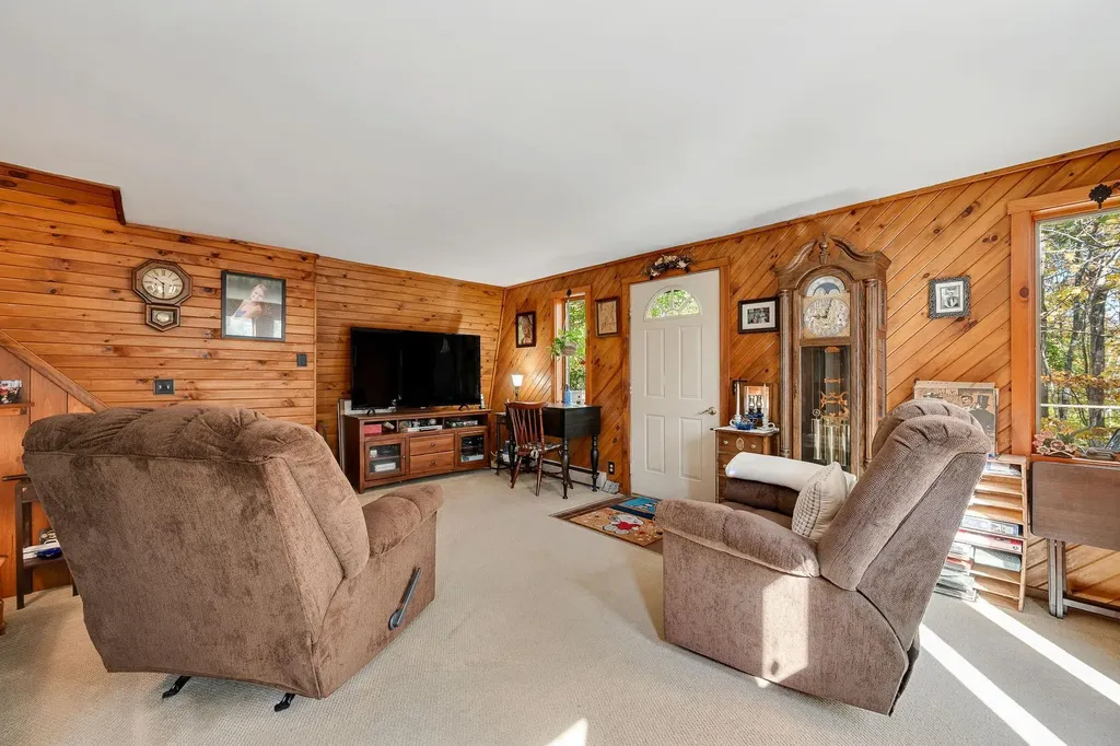 58 Maplecrest Road Barre Town VT 05641