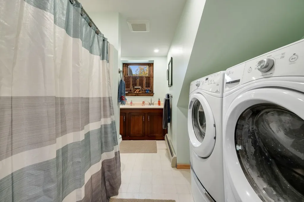 58 Maplecrest Road Barre Town VT 05641