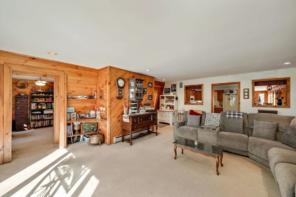 58 Maplecrest Road Barre Town VT 05641